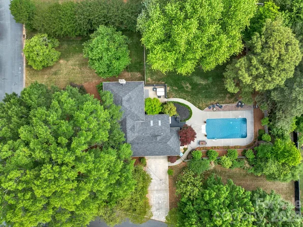 2600 Weathersford Rd, Charlotte, NC 28227
