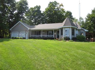 3311 N Hoover Ave, Gladwin, MI 48624
