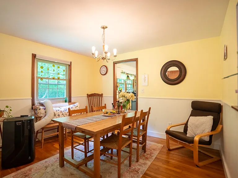 14 Saybrook Cir — Photo 7