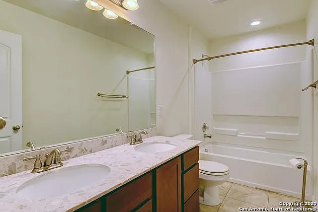 7747 Robert Mondavi — Photo 12