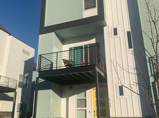 6762 Raritan Dr, Denver, CO 80221