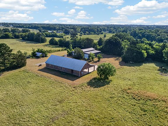 2nd image of 2864 Vz County Road 2719