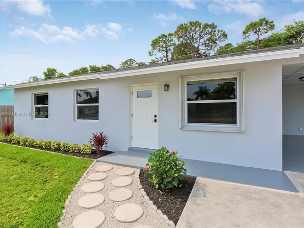 1014 Mohican Blvd, Jupiter, FL 33458