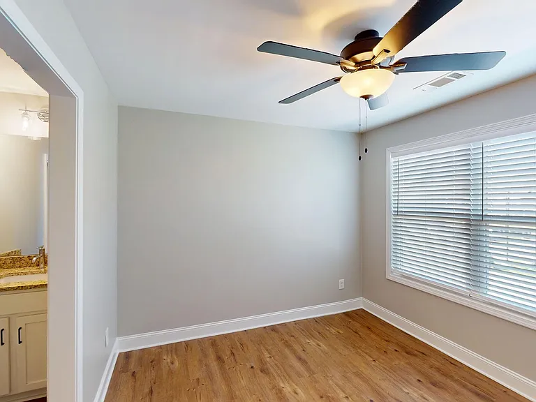 803 Levitan Dr — Photo 18