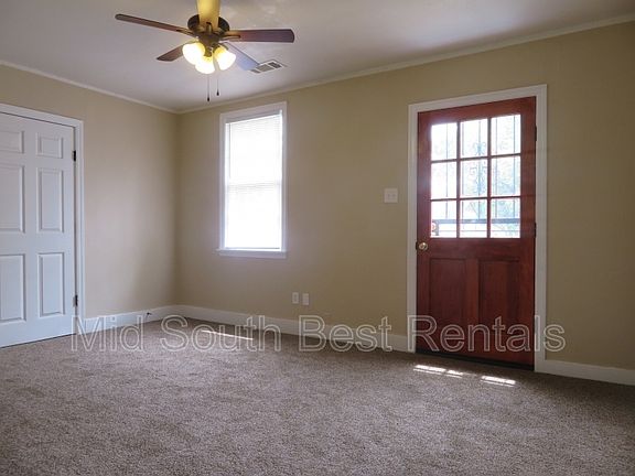 2nd image of 808 E Gage Ave
