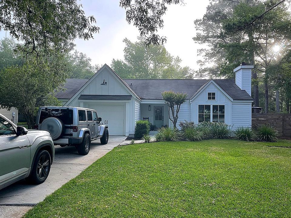 1st image of 1172 Parkway Dr