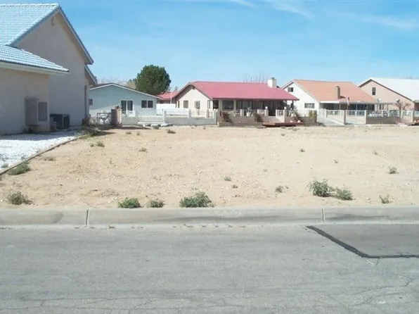26562 Spar Ln, Helendale, CA 92342