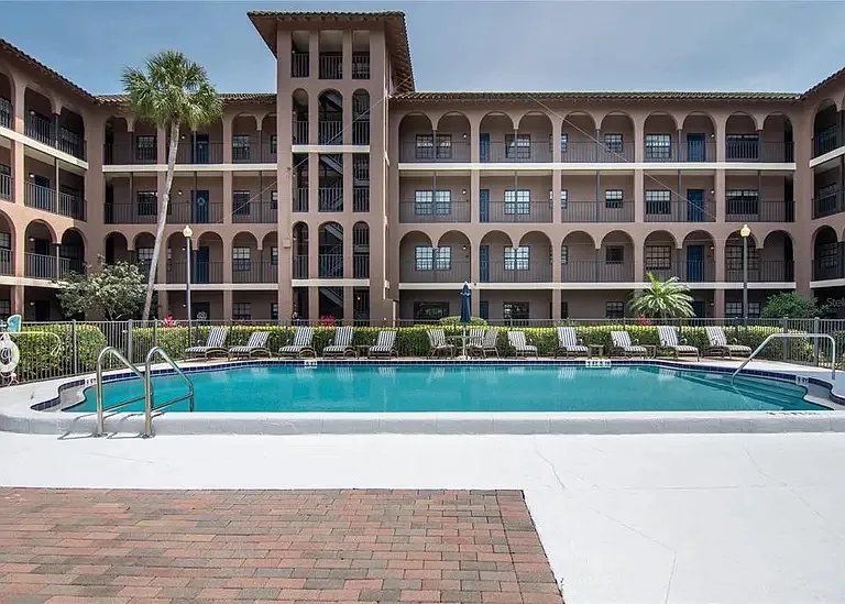 6100 Gulfport Blvd S #317 — Photo 12