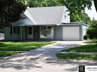 4506 Vinton St, Omaha, NE 68106