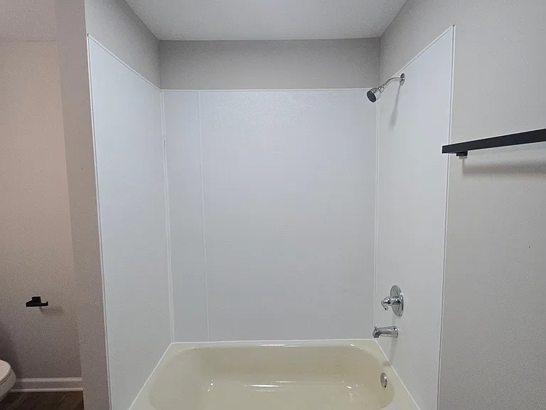 32 W Cooper St #B — Photo 5
