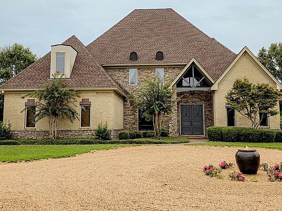 Gravel Circular Driveway