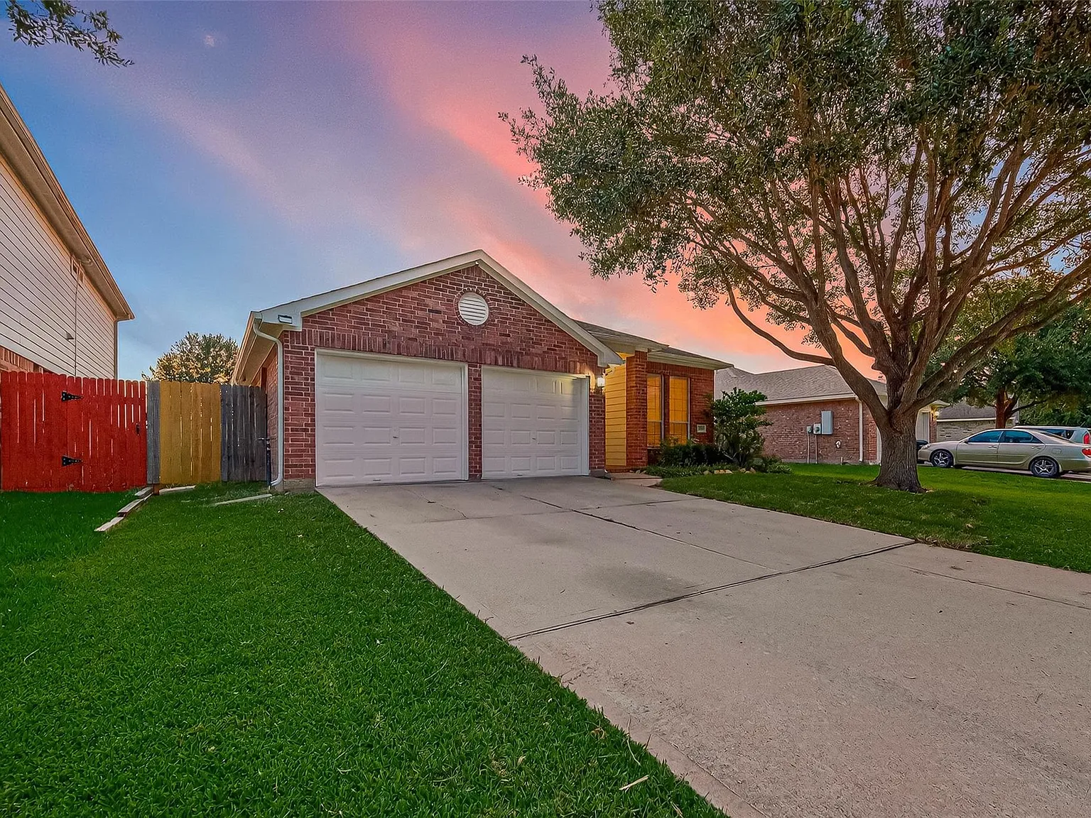 3 bed, 1858 sqft, $2,350 — Photo 4