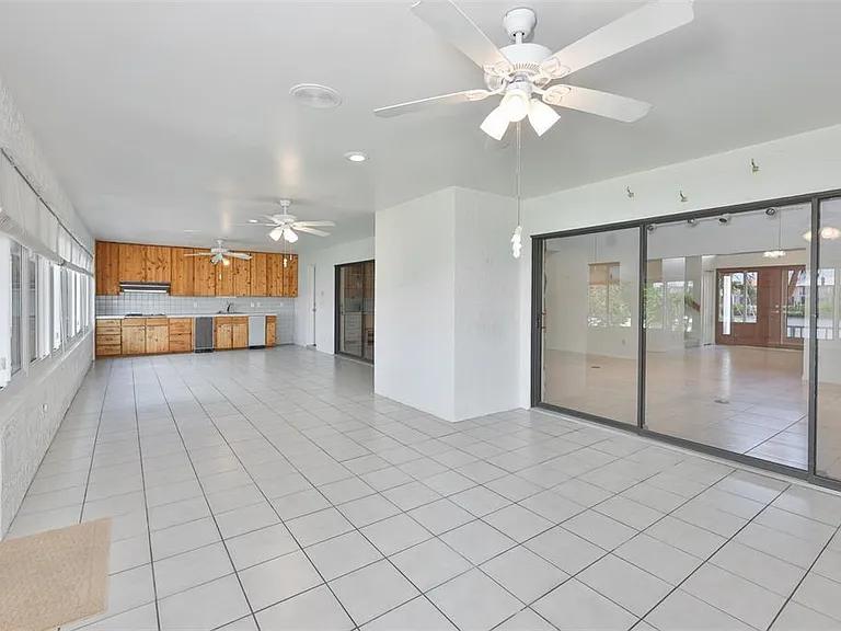 929 Symphony Isles Blvd — Photo 24