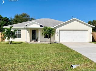 2254 SE Charleston Dr, Port Saint Lucie, FL 34952