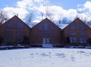 710 Berg Rd, Ontario, NY 14519