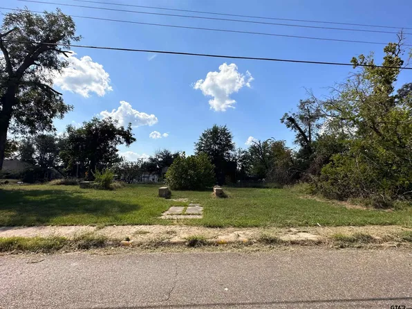 507 N Main St, Winnsboro, TX 75494