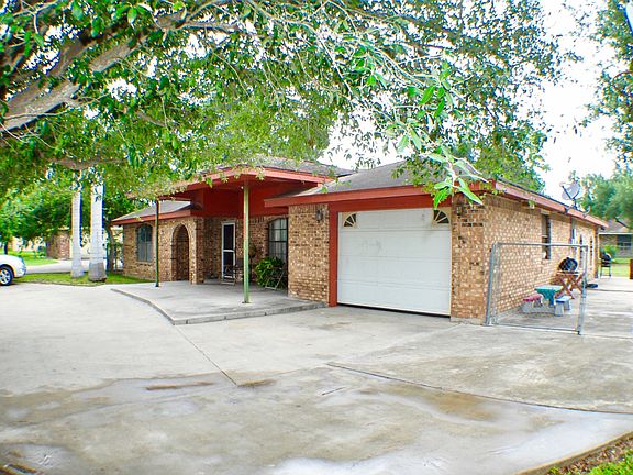 2nd image of 4212 Americana Ln