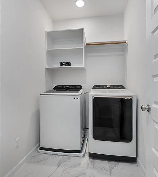 2437 Burberry Ln — Photo 28