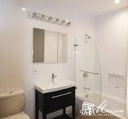 Rented by Maison International | media 14
