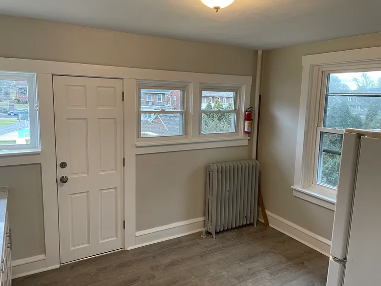 1612 Penn Ave #1 — Photo 4
