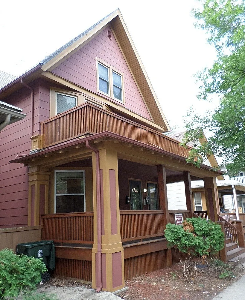 Broom & Wash, LLC 10 N Broom — Photo 1