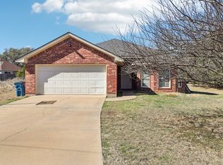 2406 San Gabriel Dr, Granbury, TX 76048