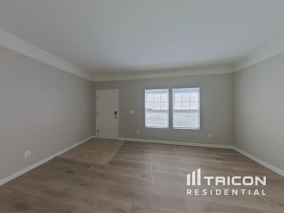3rd image of 11215 Breezehill Ln