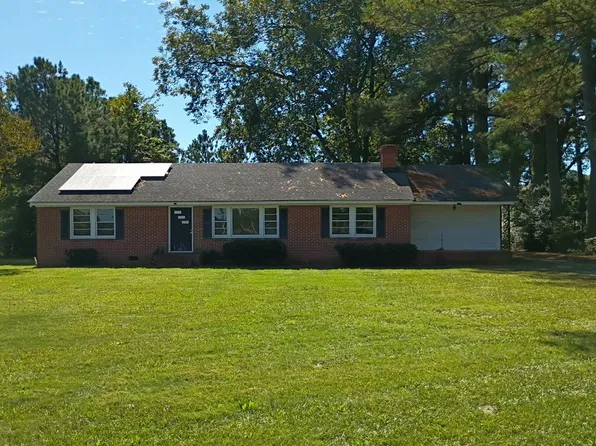 604 Church St E, Elm City, NC 27822