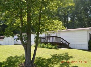 34 Oakview Dr, Beaver Falls, PA 15010