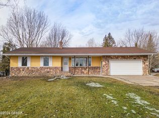 10211 452nd Ave NW, East Grand Forks, MN 56721