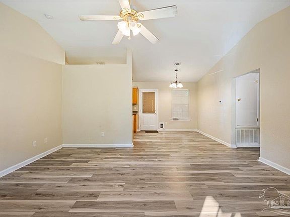 4th image of 4250 Castille Ave