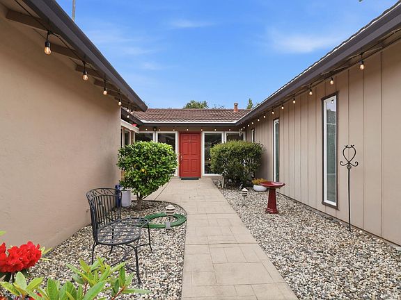 5th image of 240 Marin Oaks Drive