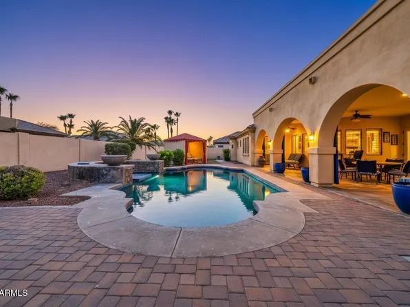 18029 W SAN JUAN Avenue, Litchfield Park, AZ 85340