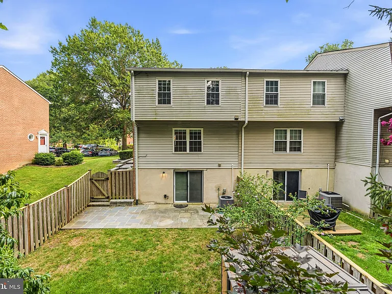 6410 Blarney Stone Ct — Photo 31