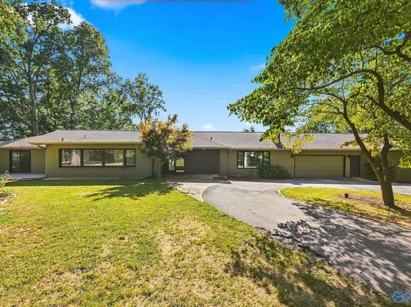 3106 Rowe Dr SE, Huntsville, AL 35801