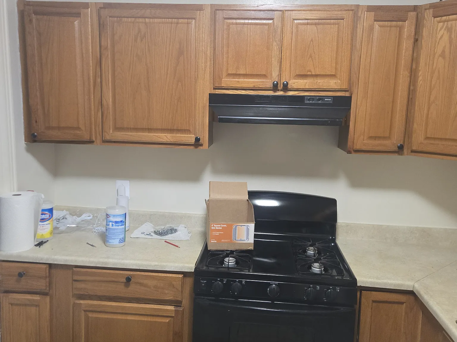 3 bed, $2,100 — Photo 2