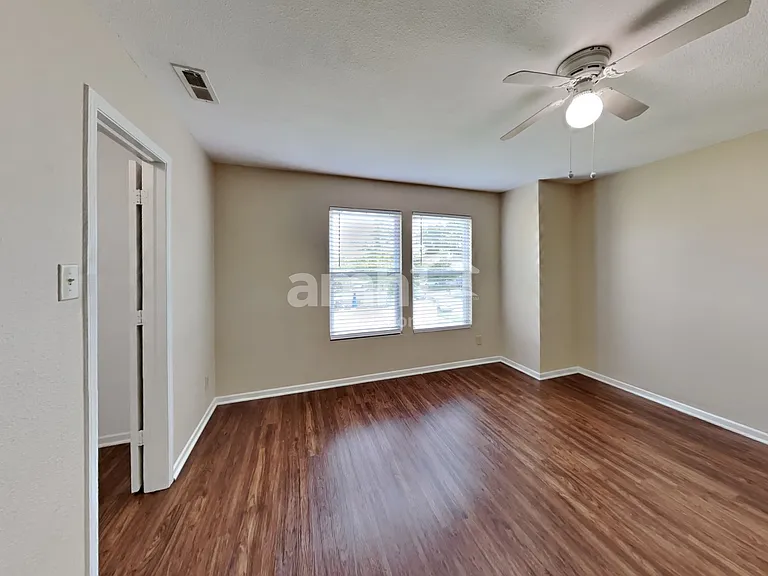 8465 Wanda Lake Dr — Photo 14