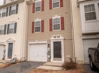 211 Aero St, Martinsburg, WV 25401