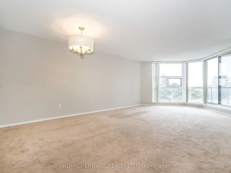 10 Dean Park Rd #313 — Photo 6