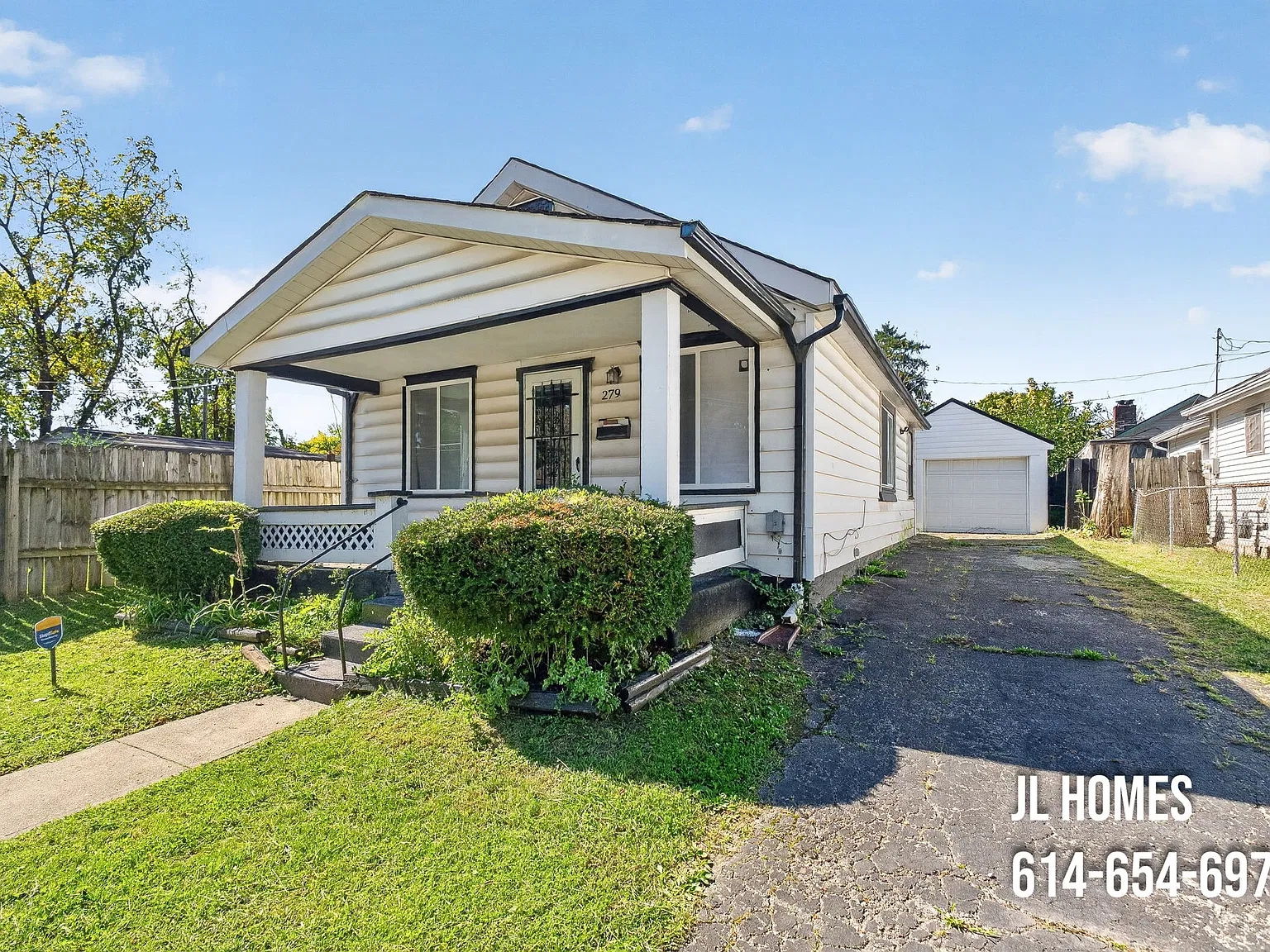 279 Lechner Avenue - 1 — Photo 4