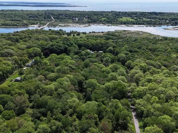 4458 A Tower Hill Rd, Wakefield, RI 02879