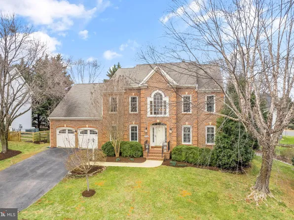 47794 Tupelo Ct, Sterling, VA 20165