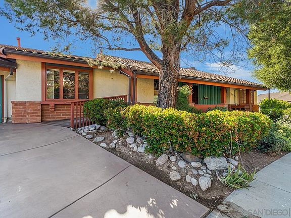 5th image of 1979 Hacienda Cir