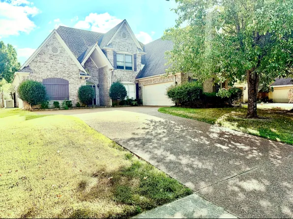 10505 Hawk Inlet Dr, Collierville, TN 38017