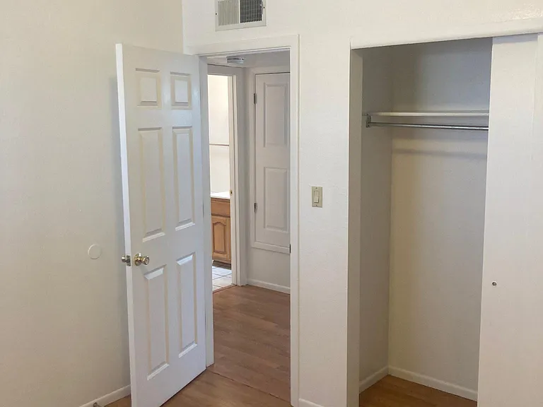 207 Princeton Dr SE #D — Photo 11