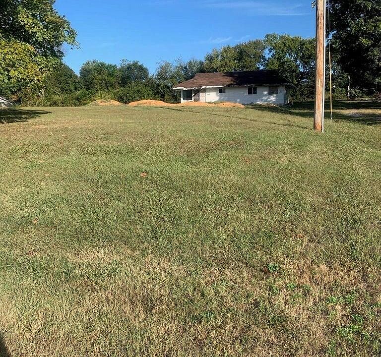 1st image of 10105 Dutchtown Rd