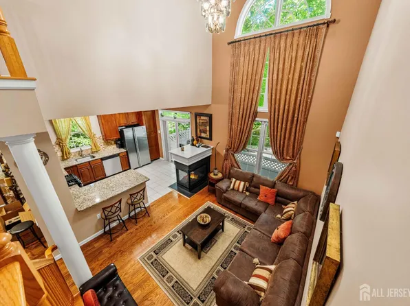 34 Amber Dr, Old Bridge, NJ 08857