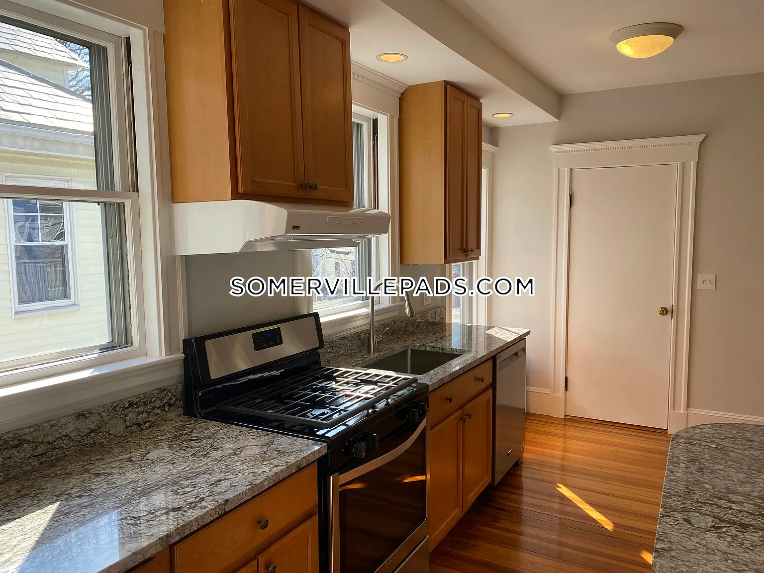34 Leonard St — Photo 2
