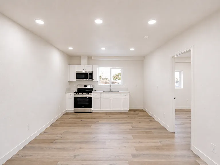 6187 Vanessa St — Photo 5