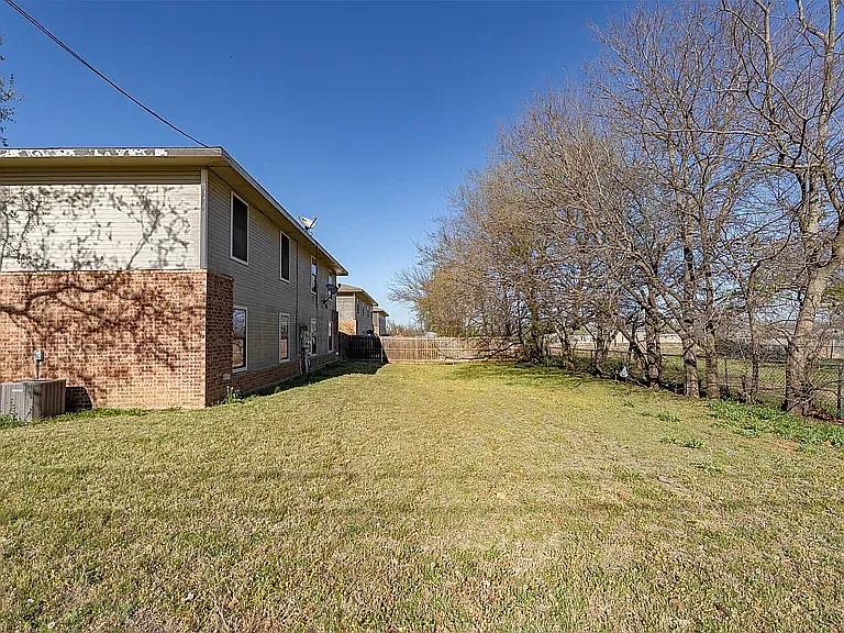852 W Vanderbilt St #1102 — Photo 10